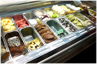 Helado del acero inoxidable de la estación del postre que sumerge los tanques del congelador 16 de la exhibición