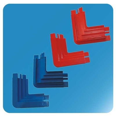Las piezas de recambio del congelador del ABS del OEM enmarcan el hardware 200m m rojos azules de la esquina 70m m