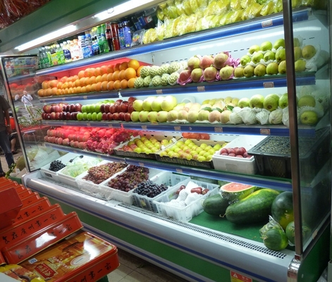 Refrigerador abierto ahorro de energía de Multideck, escaparate de la exhibición de la fruta y verdura del ultramarinos
